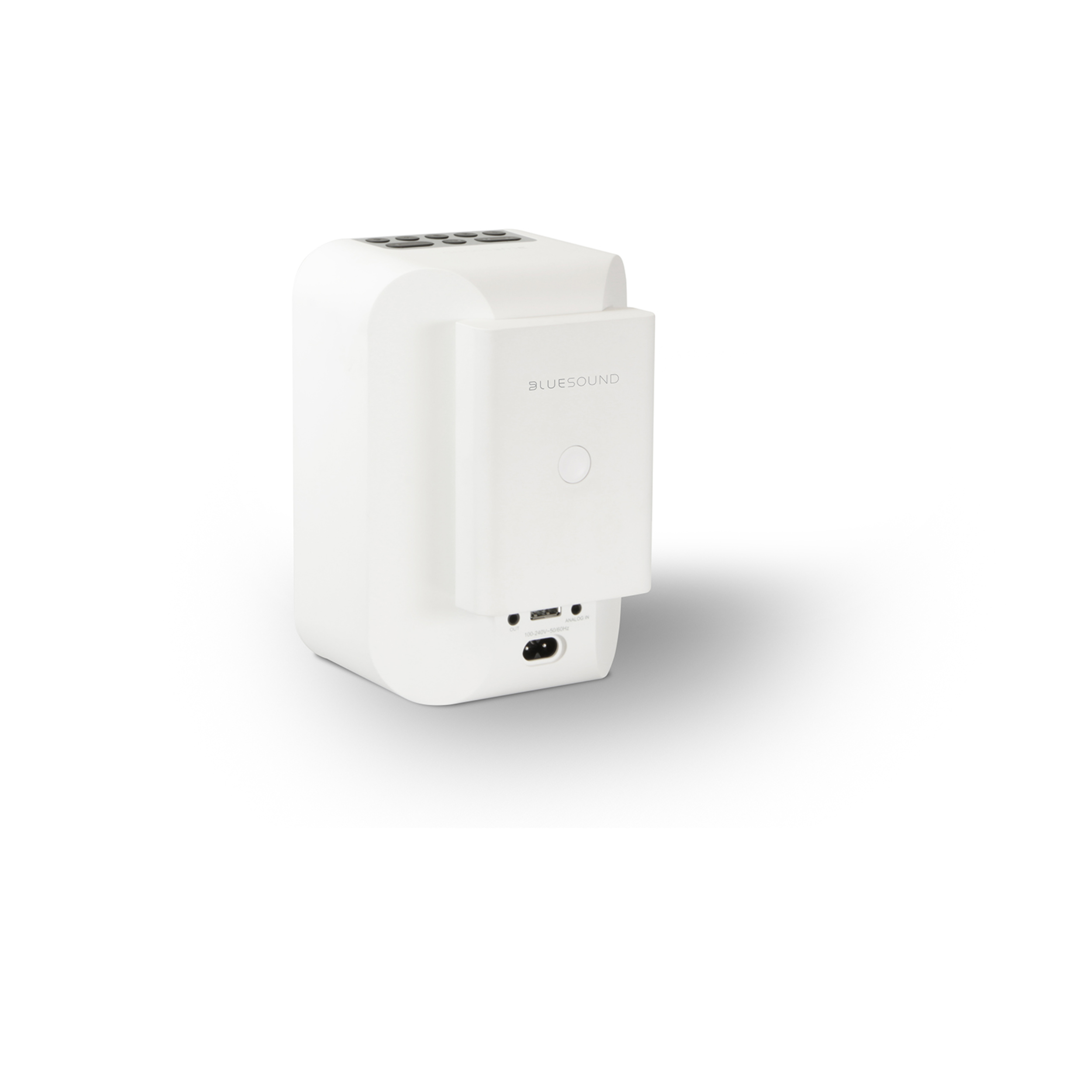 Bluesound Batteriepack BP 100 weiß  Montage befestigt